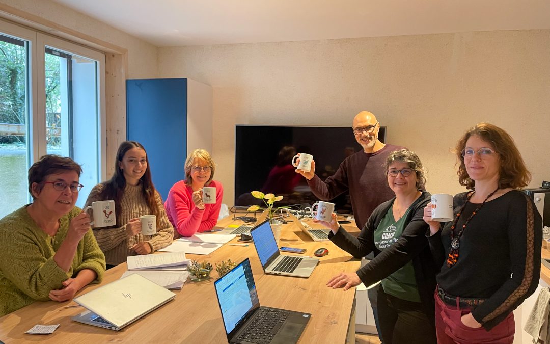 Boostez l’énergie de votre équipe en partageant des signes de reconnaissance positifs !